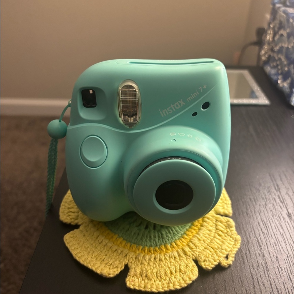 Instax Mini 7+ Instant Camera - Light Blue